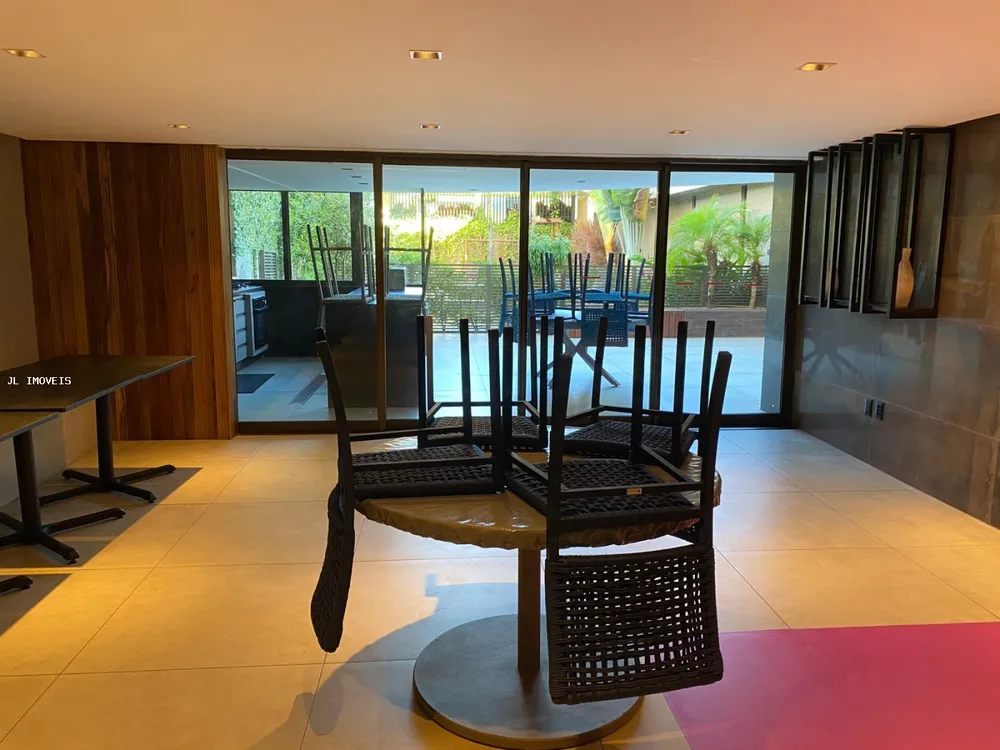 Apartamento, 3 quartos, 187 m² - Foto 2