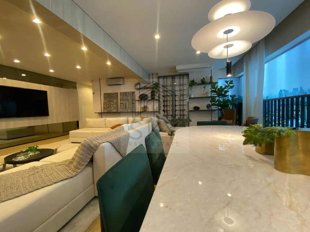 Apartamento, 3 quartos, 164 m² - Foto 1