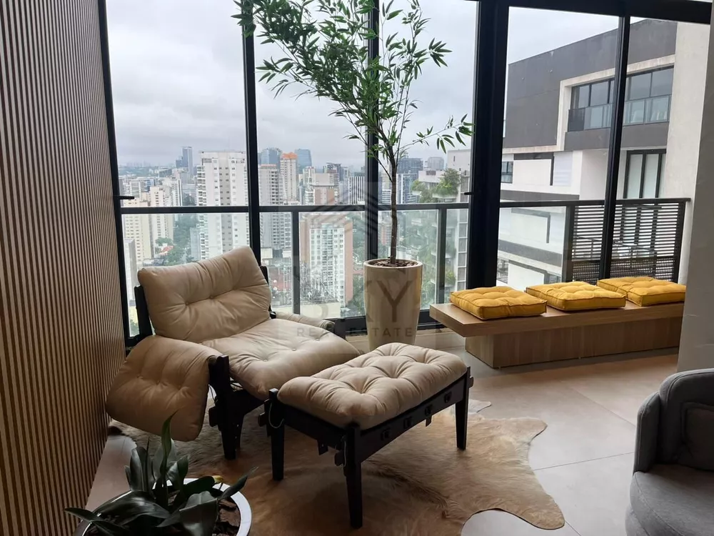 Cobertura, 3 quartos, 215 m² - Foto 3