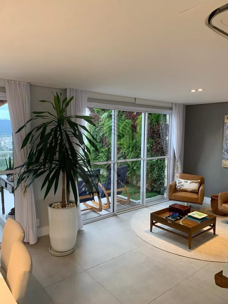 Cobertura, 4 quartos, 300 m² - Foto 1