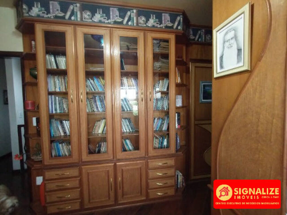 Casa à venda com 5 quartos, 432m² - Foto 3