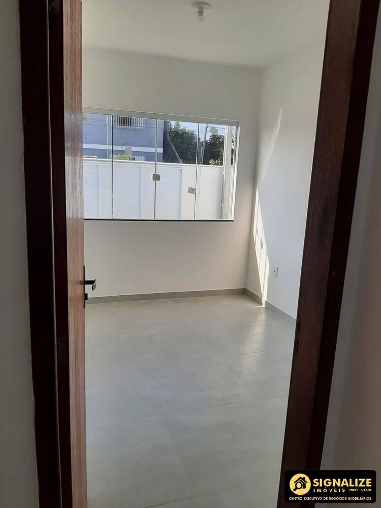 Casa à venda com 2 quartos, 58m² - Foto 11