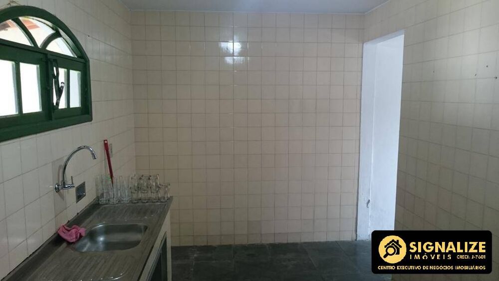 Casa, 5 quartos, 160 m² - Foto 2