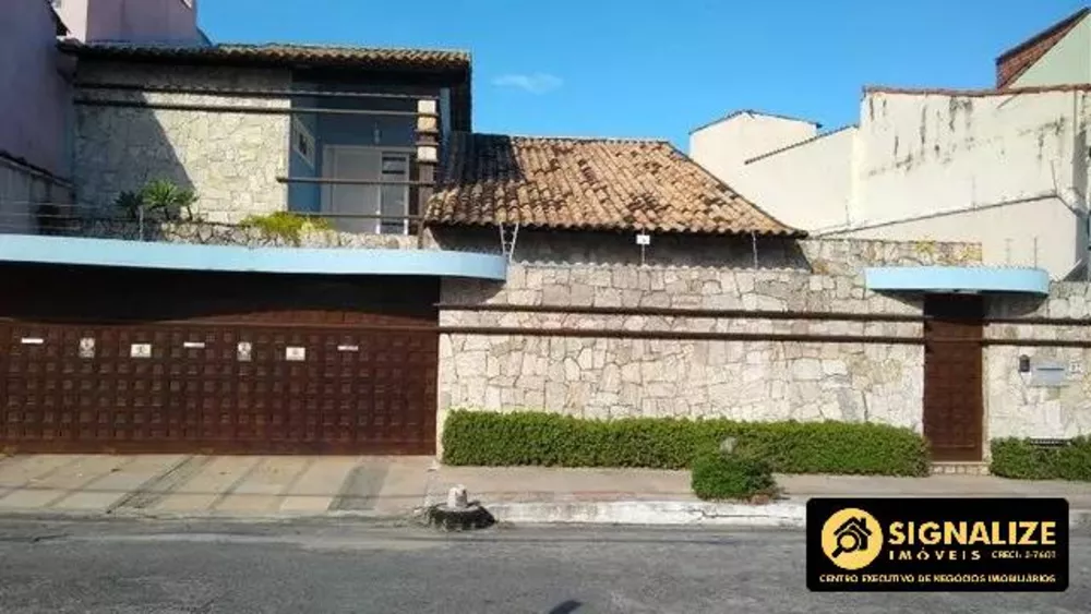 Casa à venda com 3 quartos, 108m² - Foto 2