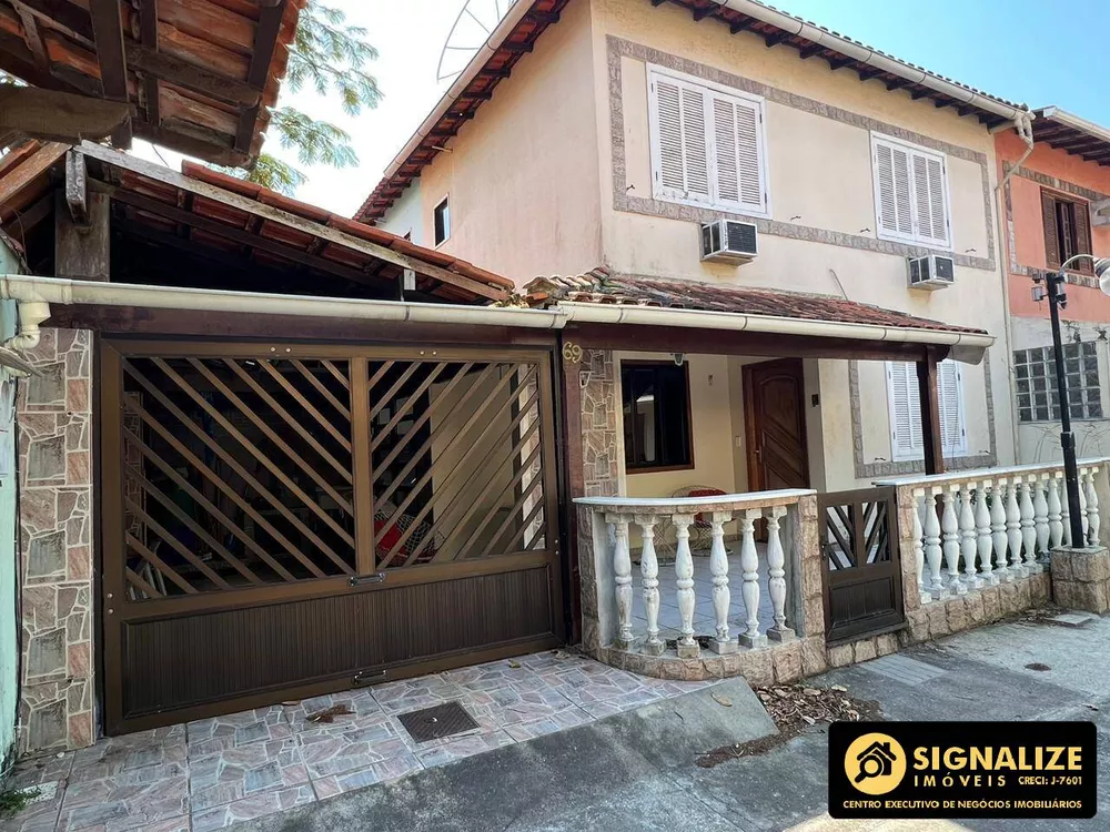 Casa à venda com 2 quartos, 70m² - Foto 2