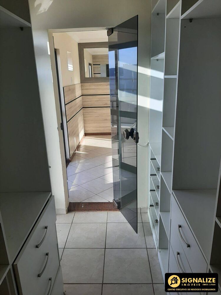 Cobertura à venda com 4 quartos, 250m² - Foto 5