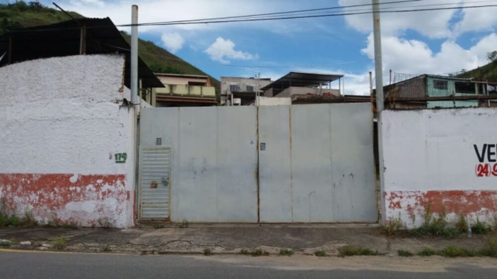Terreno, 1300 m² - Foto 1
