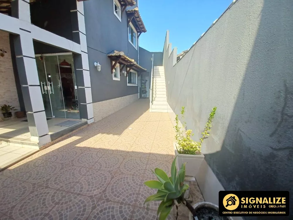 Casa de Condomínio à venda com 3 quartos, 268m² - Foto 3