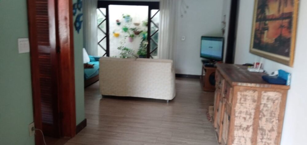 Casa à venda com 2 quartos, 200m² - Foto 3
