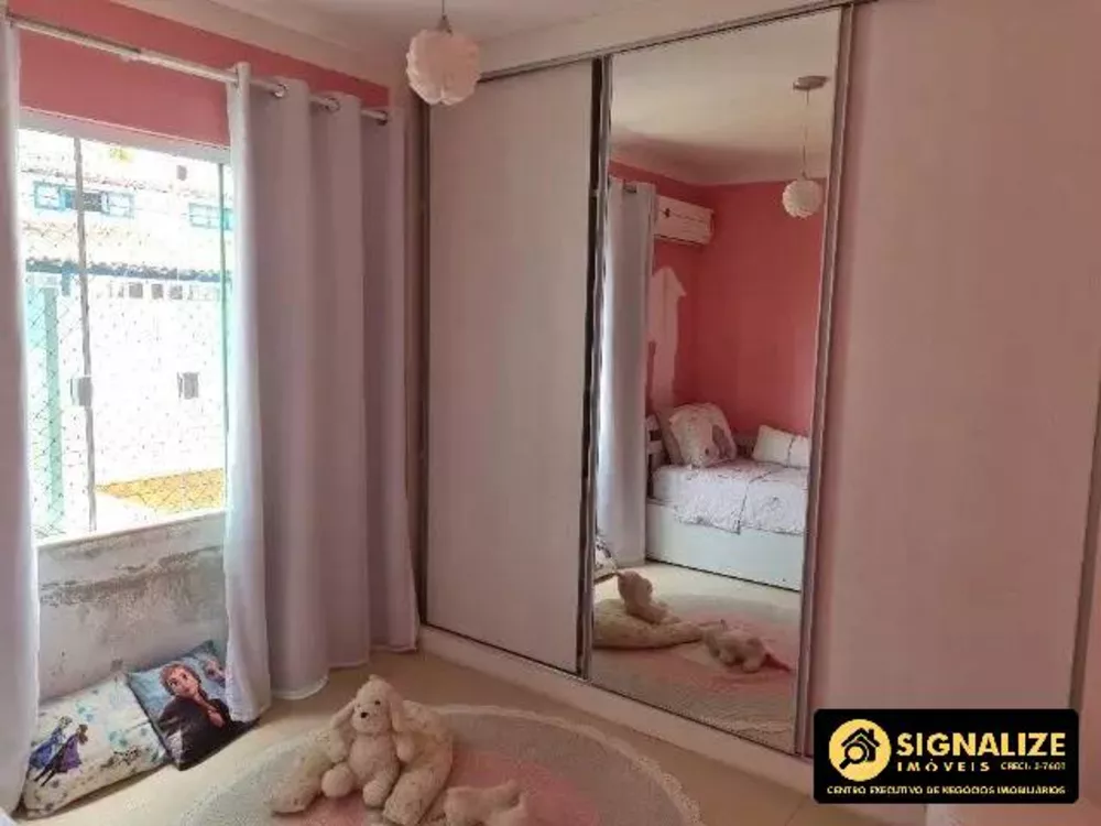 Casa à venda com 4 quartos, 100m² - Foto 8