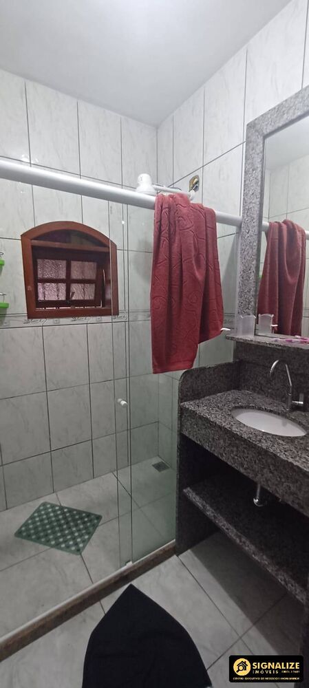 Casa à venda com 2 quartos, 125m² - Foto 2