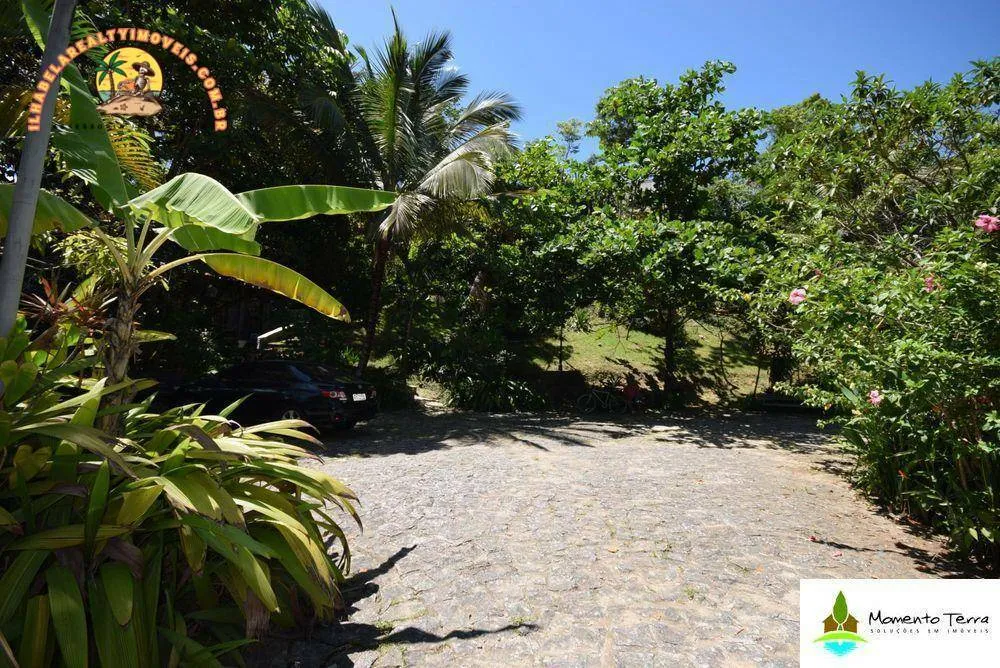 Casa, 3 quartos, 216 m² - Foto 1