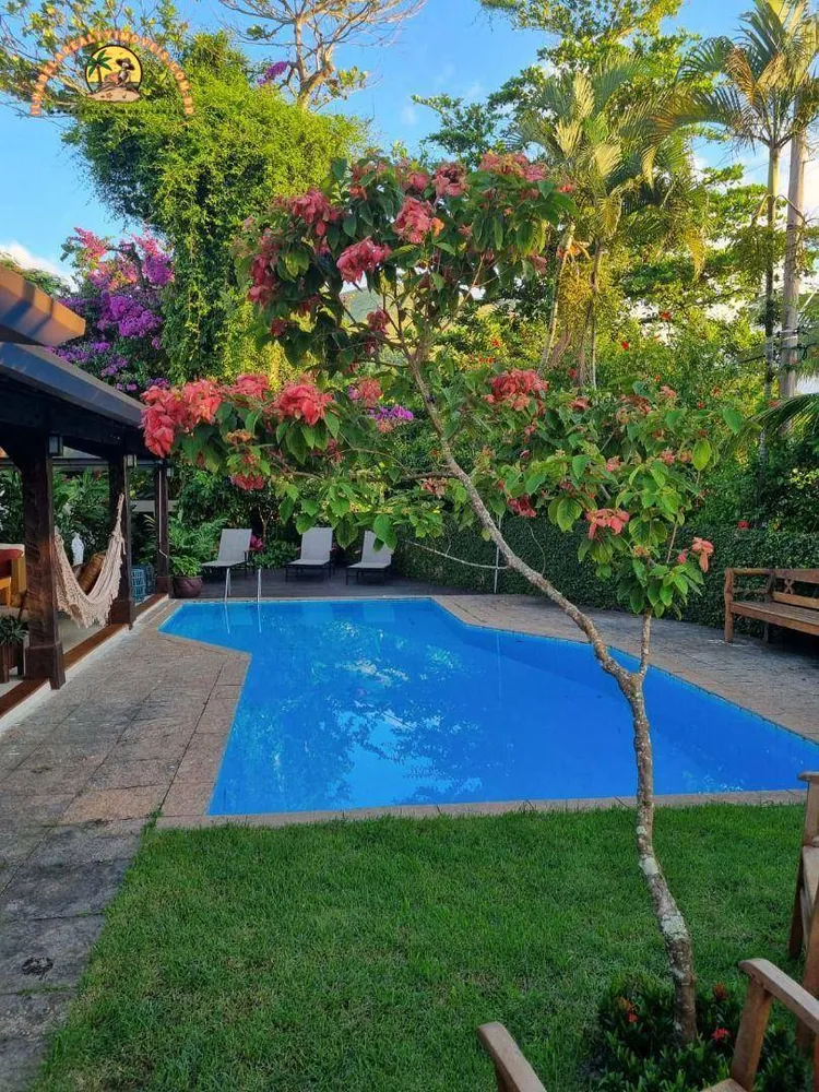 Casa, 4 quartos, 207 m² - Foto 1