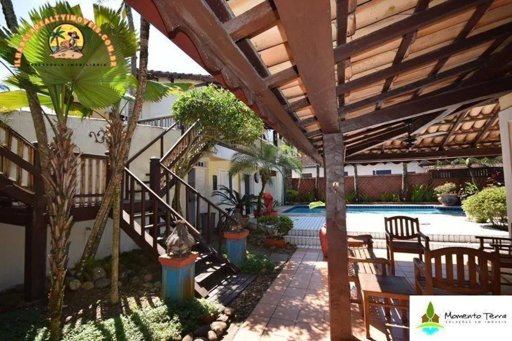 Casa, 6 quartos, 249 m² - Foto 2