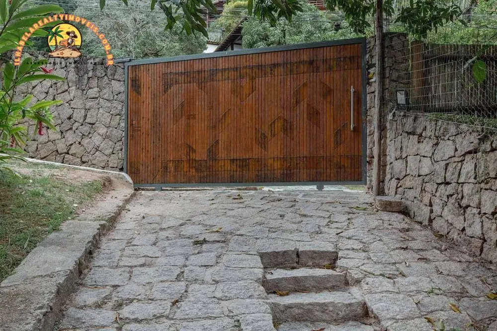 Casa, 4 quartos, 240 m² - Foto 2