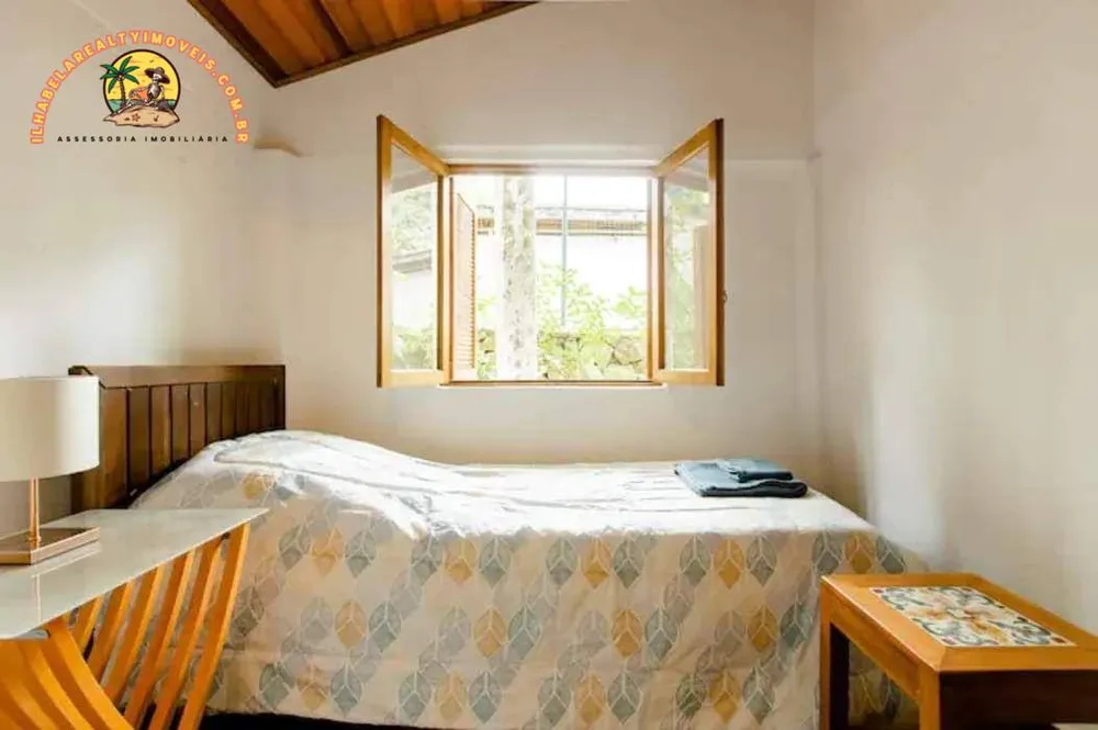 Casa, 4 quartos, 240 m² - Foto 14