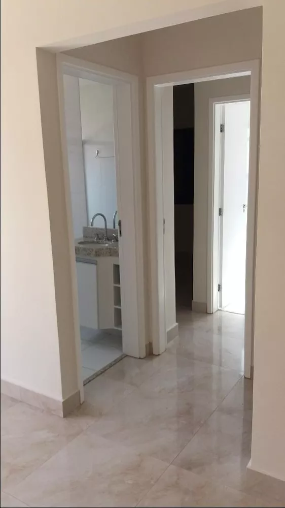 Apartamento à venda com 2 quartos, 55m² - Foto 2