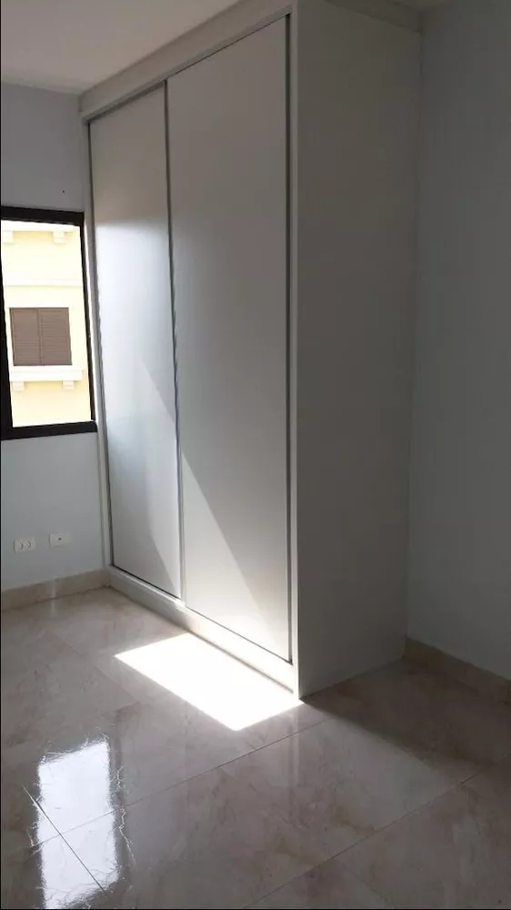 Apartamento à venda com 2 quartos, 55m² - Foto 11