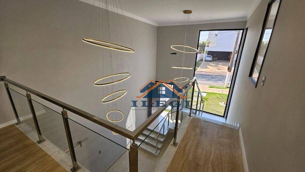 Casa de Condomínio à venda com 3 quartos, 250m² - Foto 2