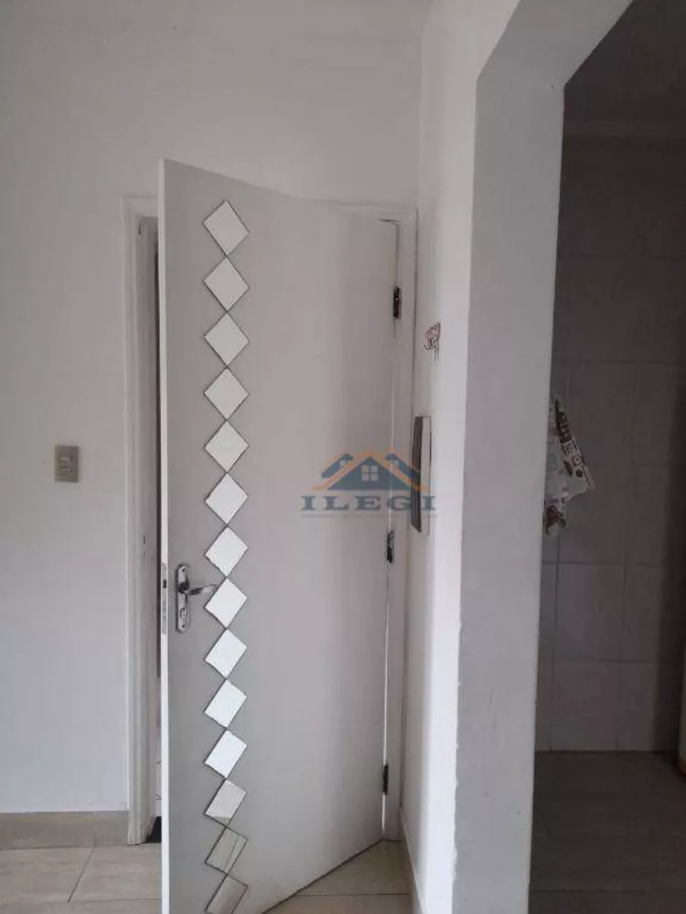 Apartamento à venda com 3 quartos, 65m² - Foto 4