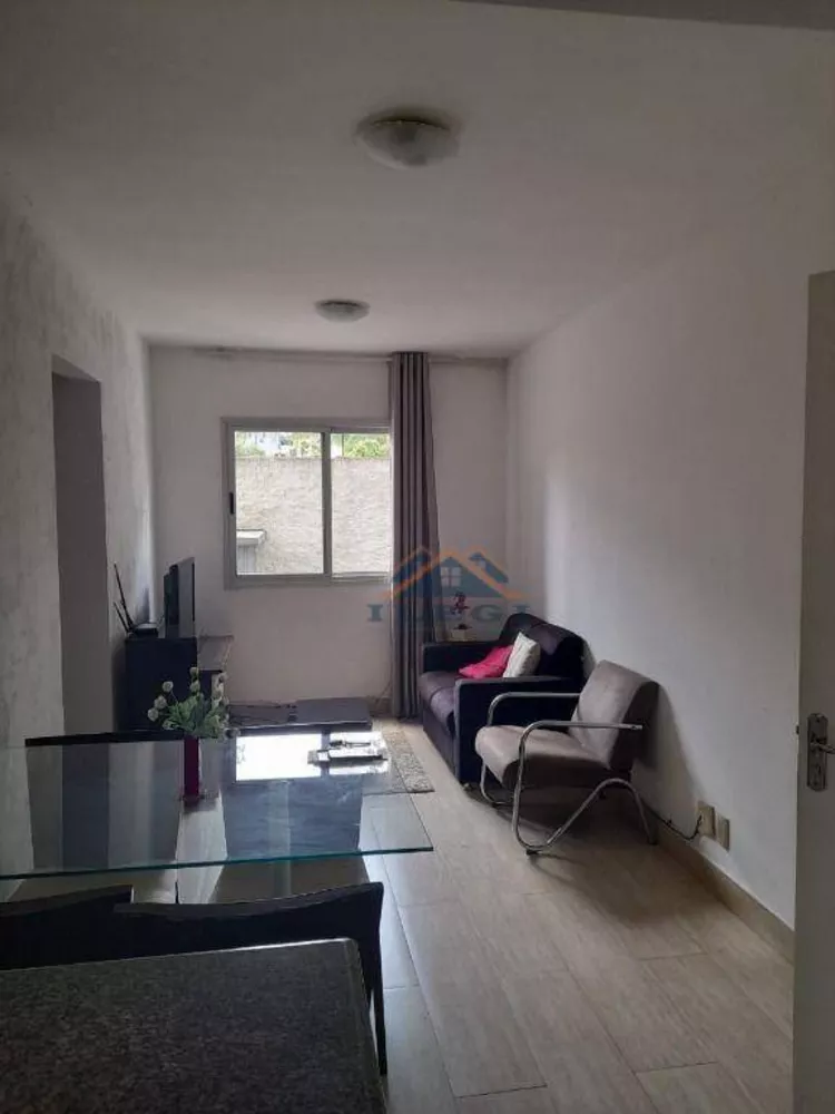 Apartamento à venda com 3 quartos, 65m² - Foto 3