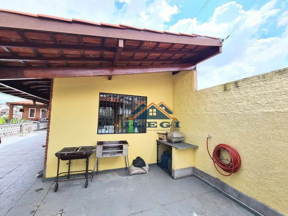 Casa, 3 quartos, 246 m² - Foto 13