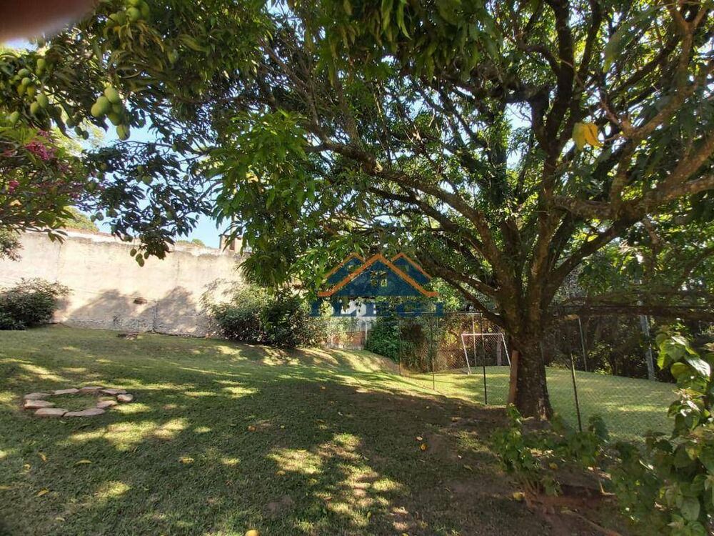 Chácara à venda com 3 quartos, 550m² - Foto 2