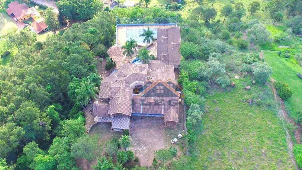 Prédio Inteiro, 2100 m² - Foto 1