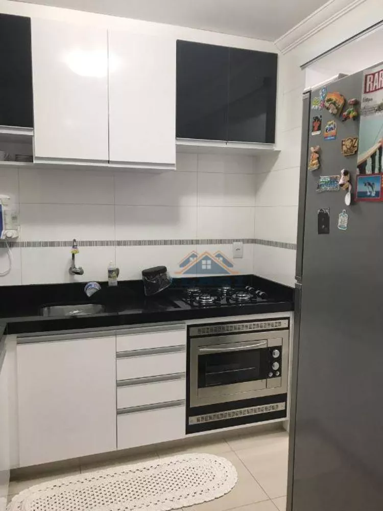 Apartamento à venda com 2 quartos, 58m² - Foto 3