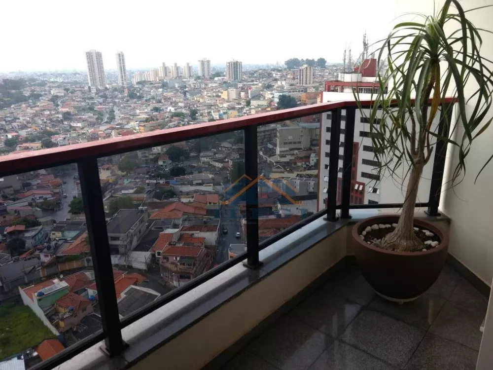 Cobertura à venda com 3 quartos, 360m² - Foto 1