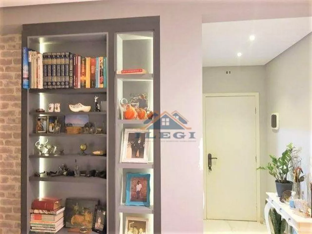 Apartamento à venda com 2 quartos, 86m² - Foto 2