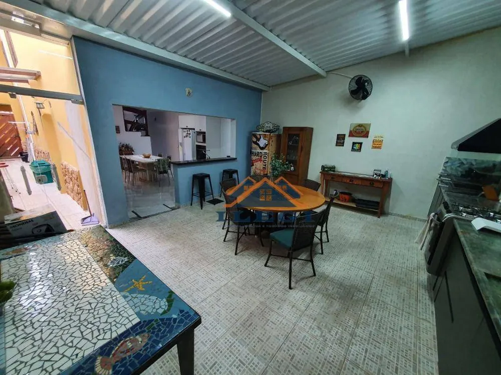 Casa, 3 quartos, 170 m² - Foto 11