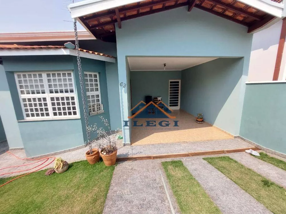 Casa à venda com 3 quartos, 180m² - Foto 2