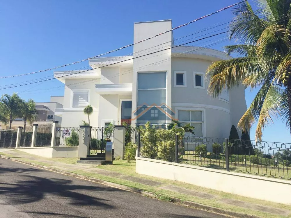 Casa de Condomínio à venda com 3 quartos, 600m² - Foto 2