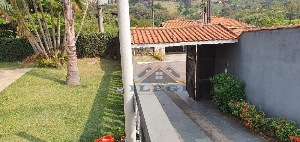 Casa de Condomínio à venda com 3 quartos, 321m² - Foto 3