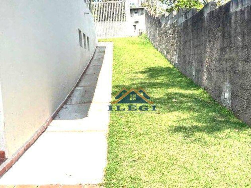 Chácara à venda com 4 quartos, 450m² - Foto 2