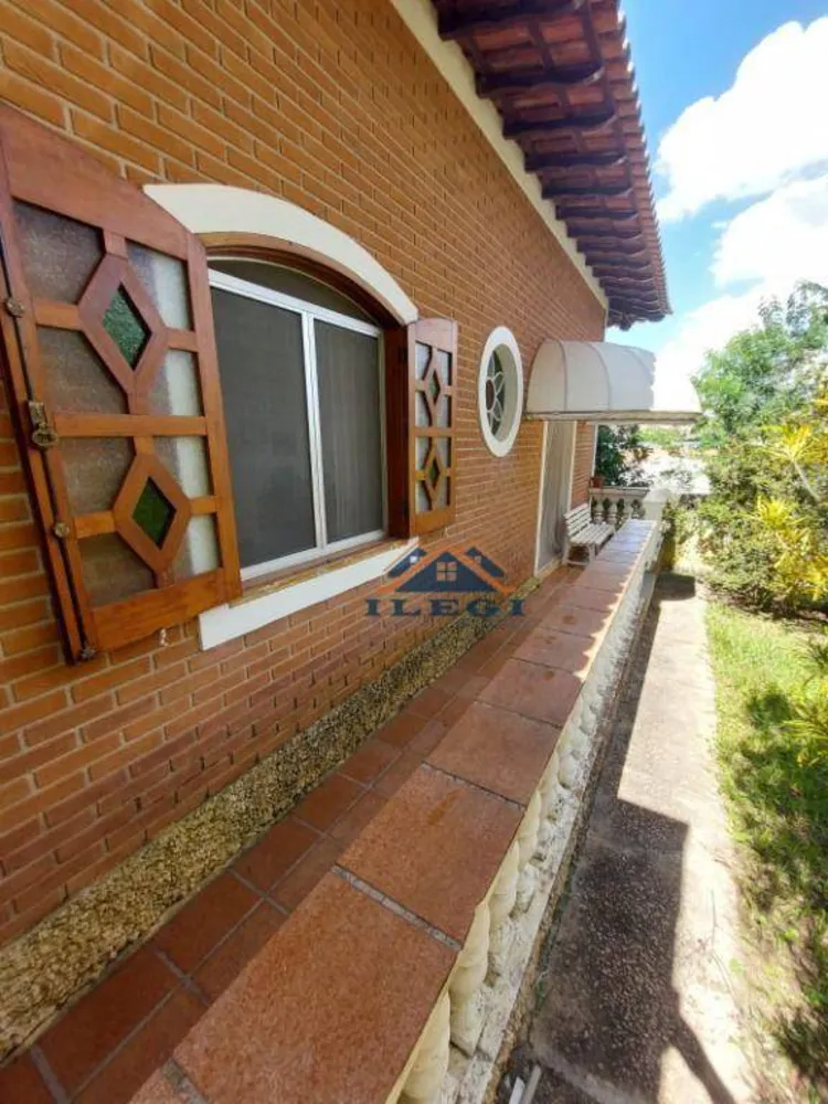 Casa, 3 quartos, 200 m² - Foto 1