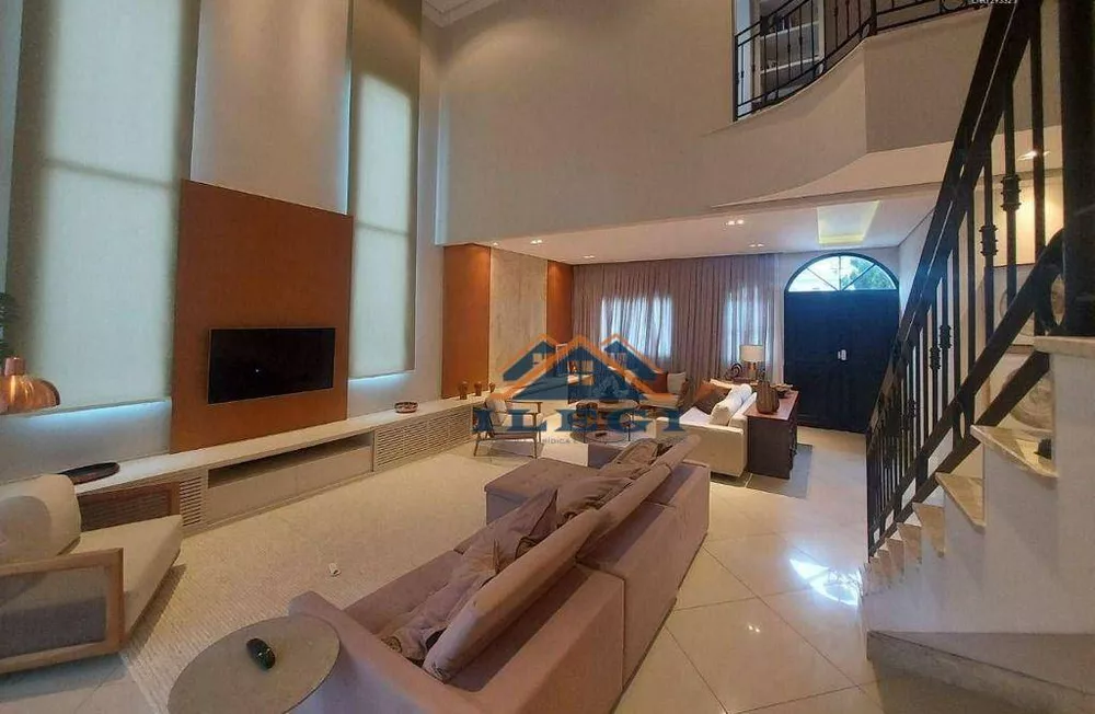 Casa de Condomínio à venda com 4 quartos, 280m² - Foto 1