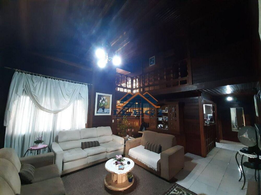 Casa, 3 quartos, 213 m² - Foto 2