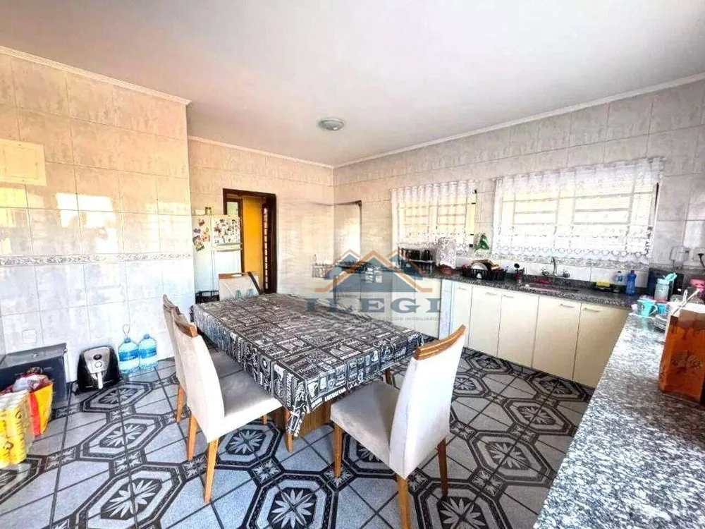 Casa, 3 quartos, 188 m² - Foto 6