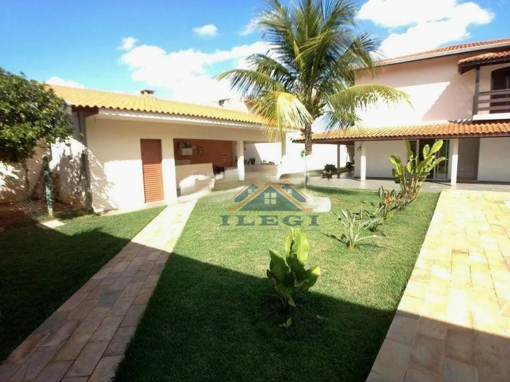Casa, 3 quartos, 302 m² - Foto 3