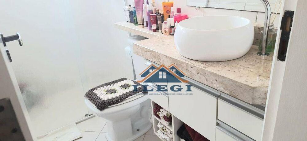 Apartamento à venda com 3 quartos, 84m² - Foto 3