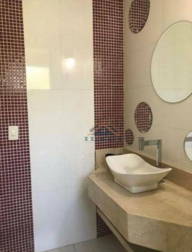 Casa, 4 quartos, 250 m² - Foto 1