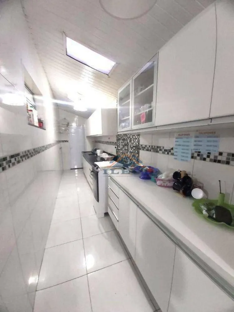 Casa, 3 quartos, 250 m² - Foto 8