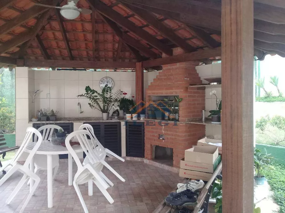 Casa de Condomínio à venda com 3 quartos, 350m² - Foto 12