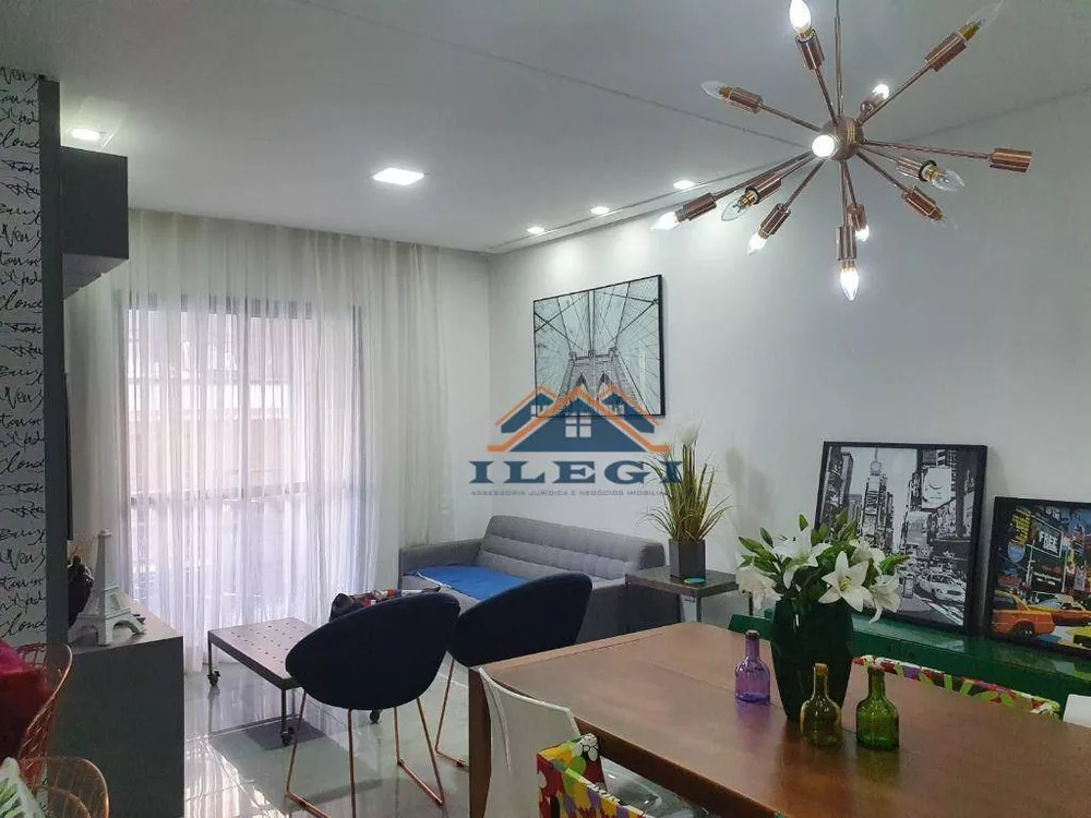 Apartamento à venda com 3 quartos, 96m² - Foto 2