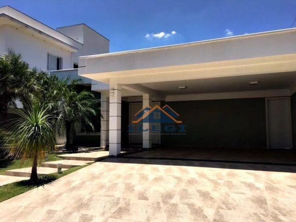 Casa de Condomínio à venda com 3 quartos, 250m² - Foto 2