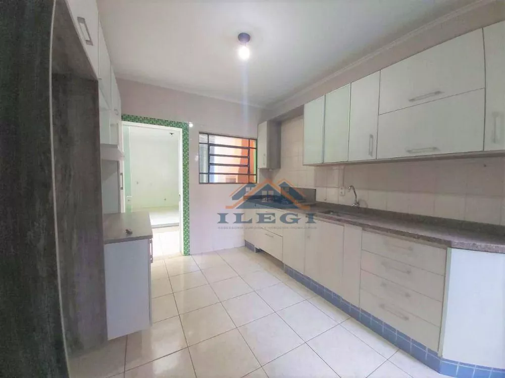 Casa à venda e aluguel com 4 quartos, 216m² - Foto 14