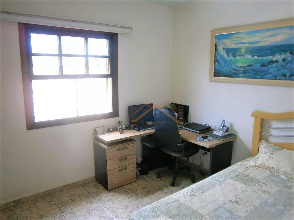 Casa de Condomínio à venda com 4 quartos, 350m² - Foto 11