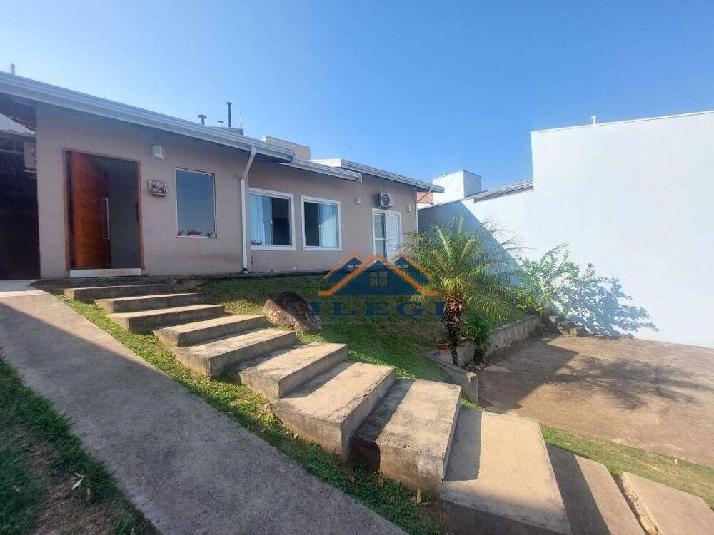 Casa, 2 quartos, 150 m² - Foto 1